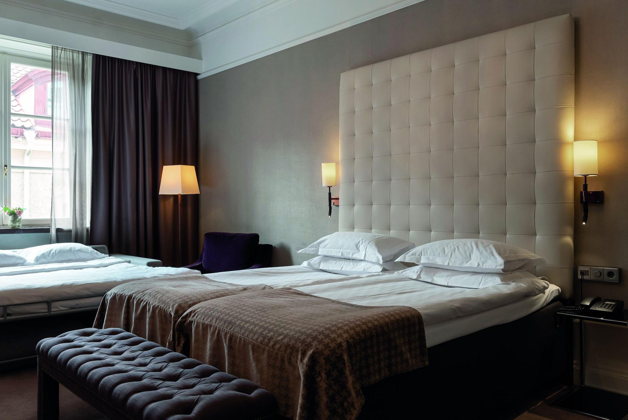 Hotel Elite Plaza 4*
